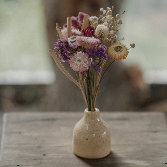 bud vase